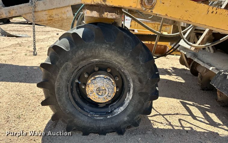 image for item NY9041 Easi-pour  curb machine