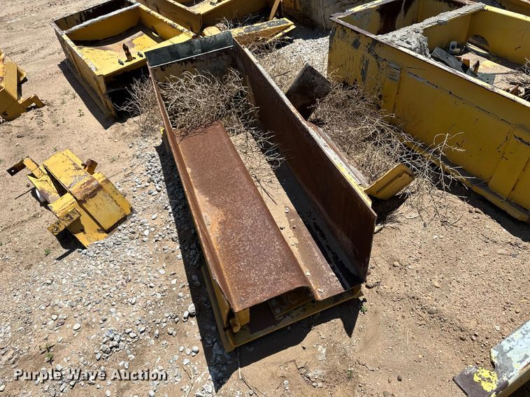 image for item NY9041 Easi-pour  curb machine