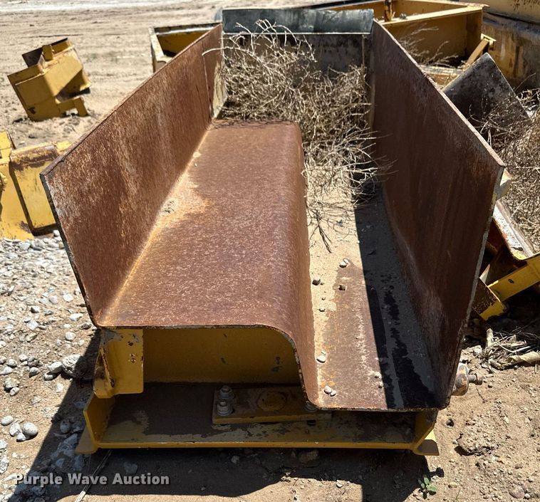 image for item NY9041 Easi-pour  curb machine