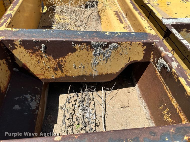 image for item NY9041 Easi-pour  curb machine