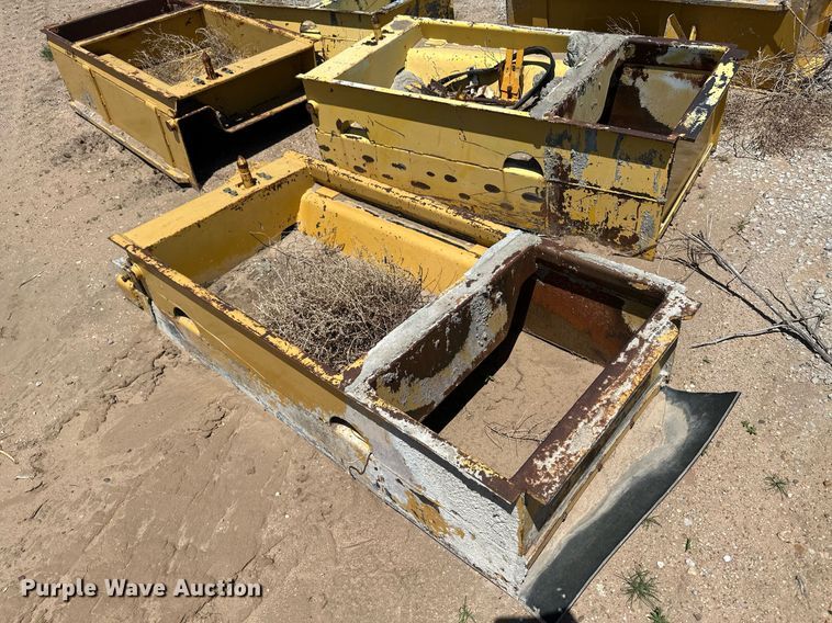 image for item NY9041 Easi-pour  curb machine