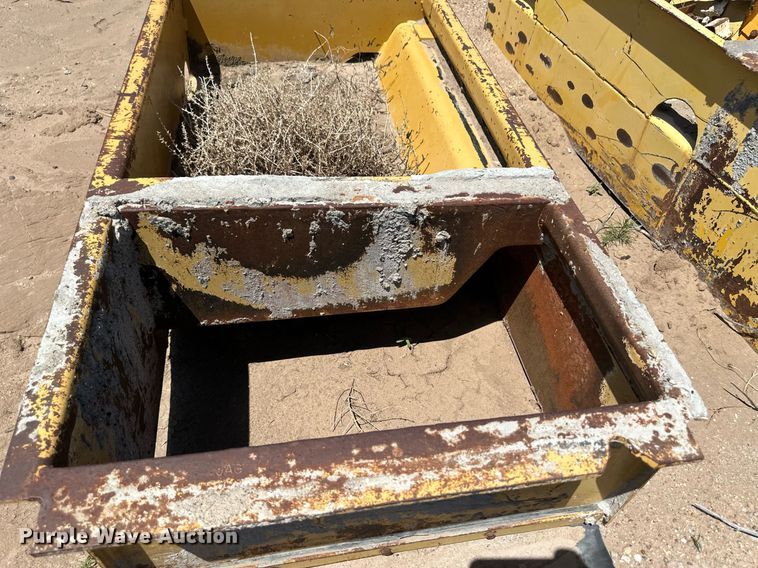 image for item NY9041 Easi-pour  curb machine