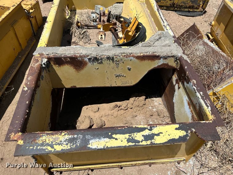 image for item NY9041 Easi-pour  curb machine