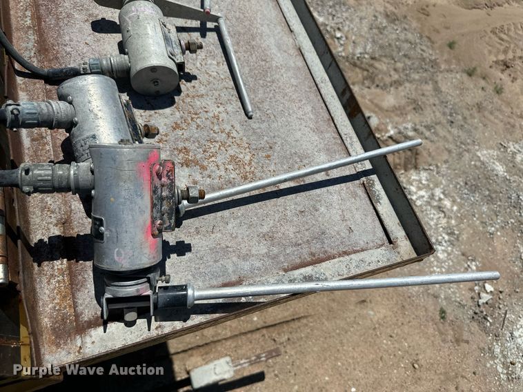 image for item NY9041 Easi-pour  curb machine