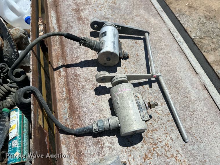 image for item NY9041 Easi-pour  curb machine