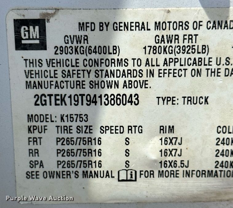 image for item NY9042 2004 GMC Sierra 1500  Ext. Cab pickup truck