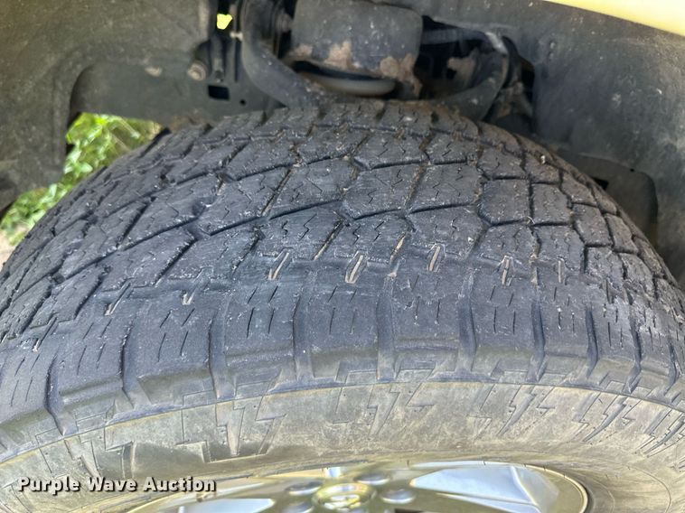 image for item NY9044 2016 Dodge Ram 1500  Crew Cab pickup truck