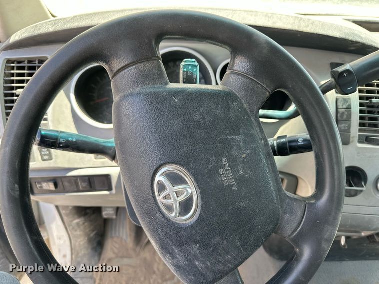 image for item NY9046 2007 Toyota Tundra  Double Cab pickup truck