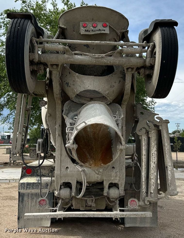 image for item NY9047 2006 Sterling L9500  ready mix truck