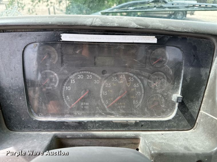 image for item NY9047 2006 Sterling L9500  ready mix truck