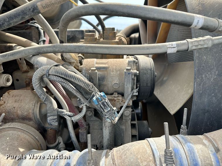 image for item NY9047 2006 Sterling L9500  ready mix truck