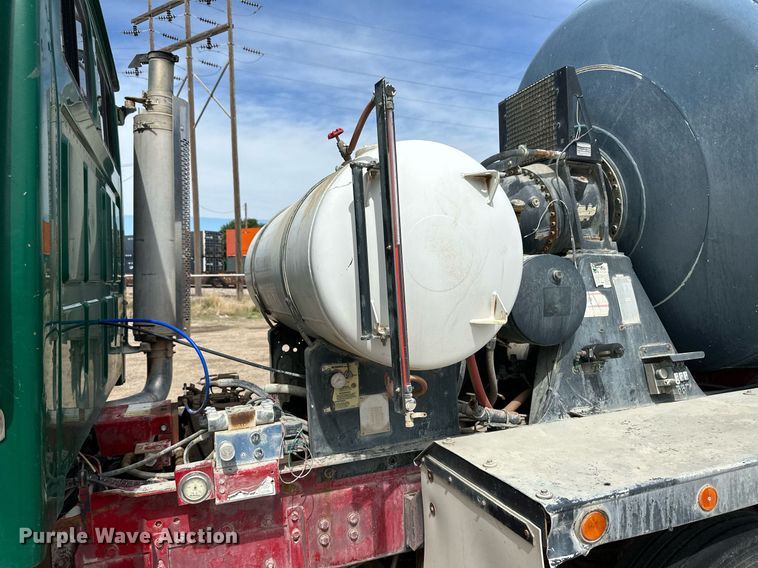 image for item NY9047 2006 Sterling L9500  ready mix truck