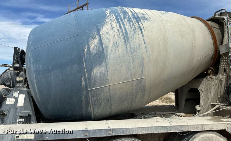 image for item NY9047 2006 Sterling L9500  ready mix truck