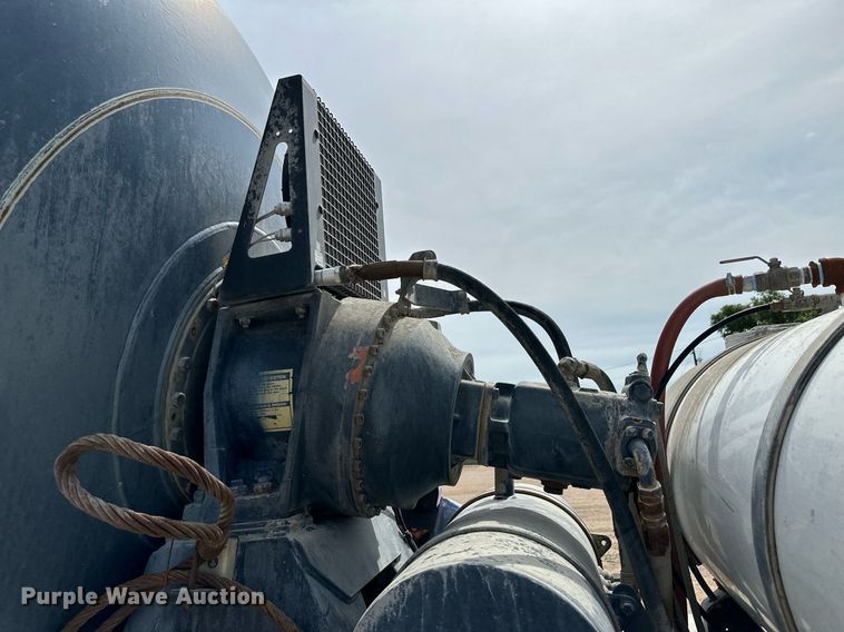 image for item NY9047 2006 Sterling L9500  ready mix truck