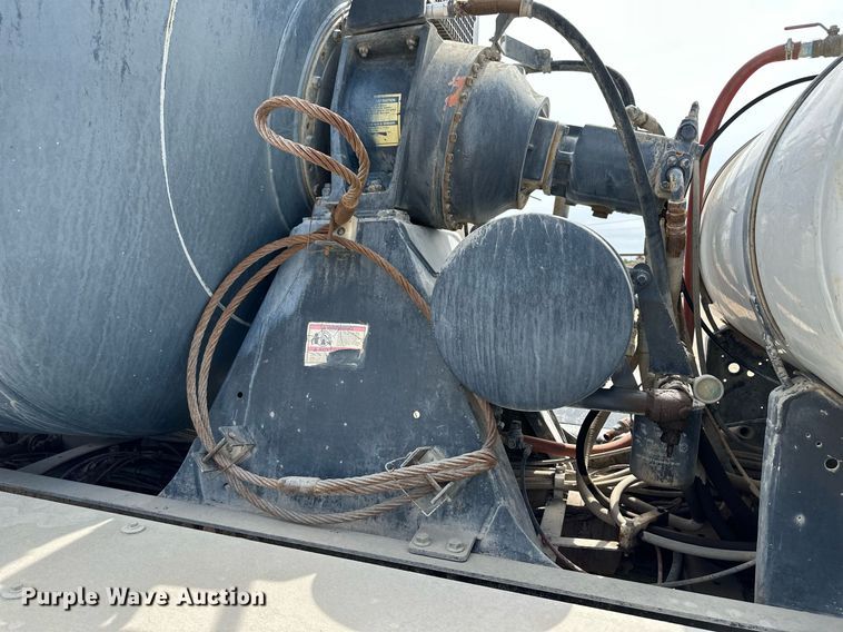 image for item NY9047 2006 Sterling L9500  ready mix truck