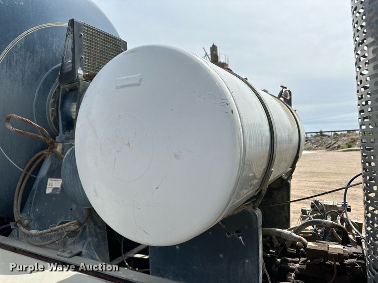 image for item NY9047 2006 Sterling L9500  ready mix truck