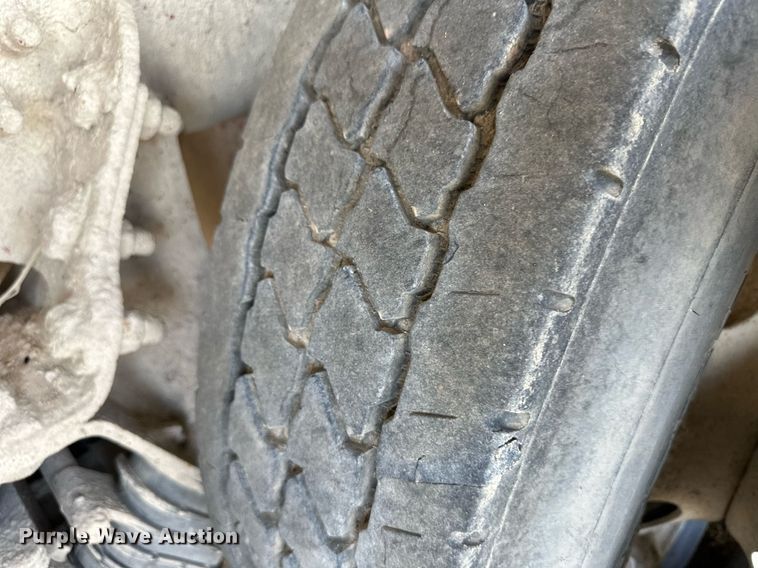 image for item NY9047 2006 Sterling L9500  ready mix truck