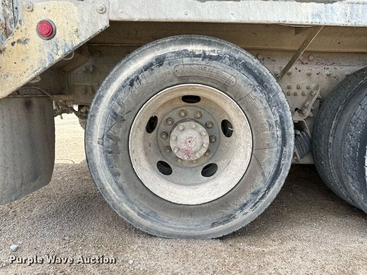 image for item NY9047 2006 Sterling L9500  ready mix truck