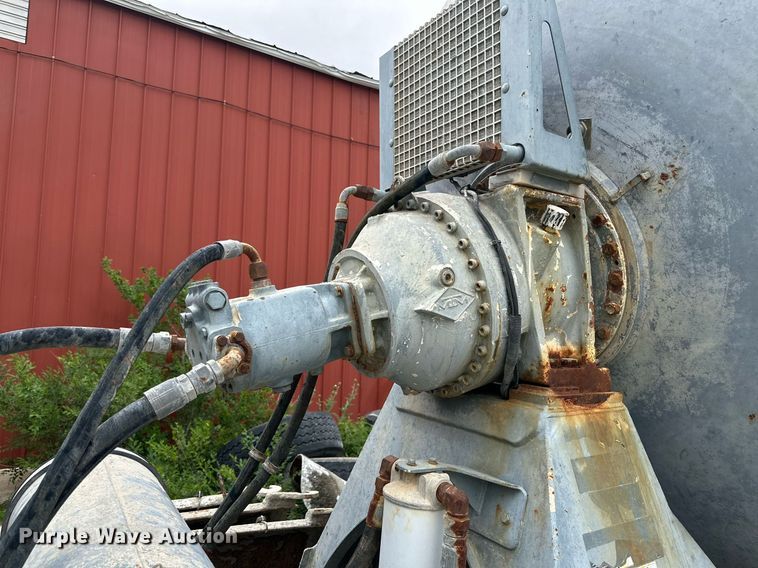 image for item NY9049 2003 Kenworth T800  ready mix truck