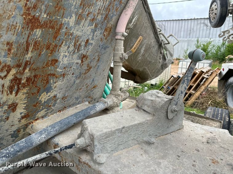 image for item NY9049 2003 Kenworth T800  ready mix truck