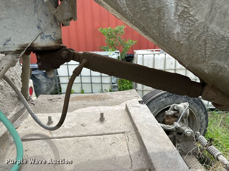 image for item NY9049 2003 Kenworth T800  ready mix truck