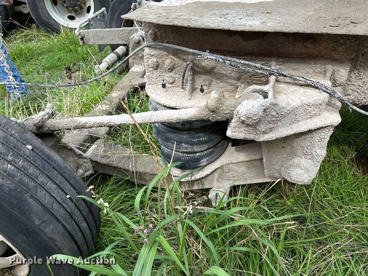 image for item NY9049 2003 Kenworth T800  ready mix truck