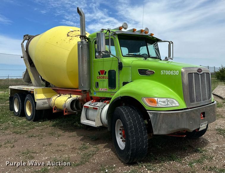 image for item NY9050 2006 Peterbilt 335  ready mix truck