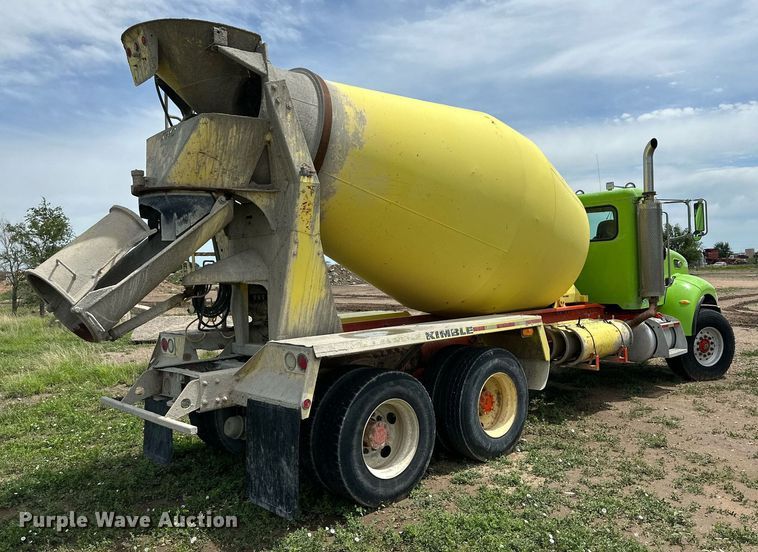 image for item NY9050 2006 Peterbilt 335  ready mix truck