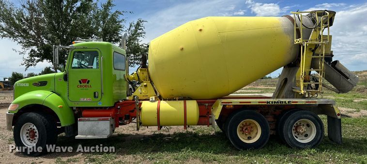 image for item NY9050 2006 Peterbilt 335  ready mix truck