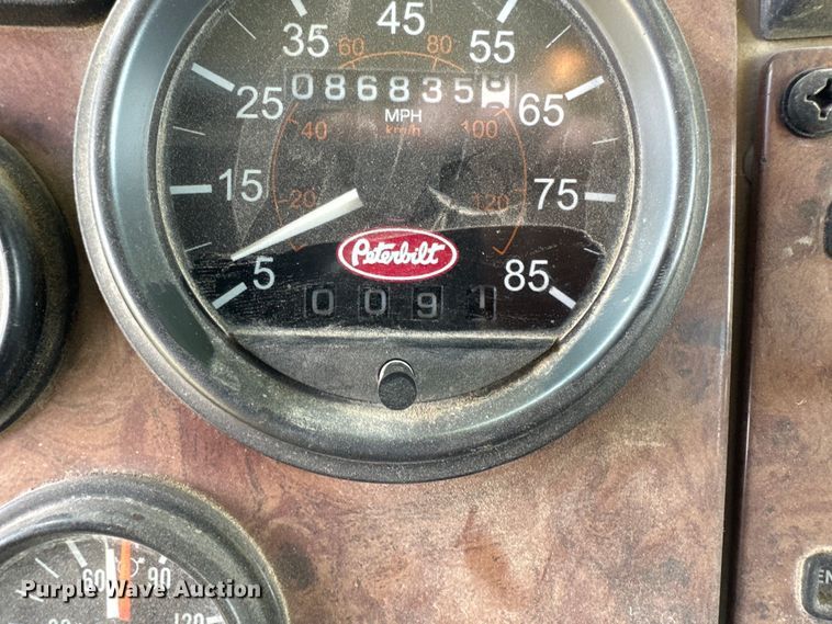 image for item NY9050 2006 Peterbilt 335  ready mix truck