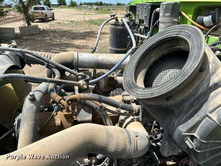 image for item NY9050 2006 Peterbilt 335  ready mix truck