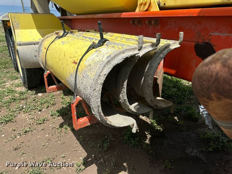 image for item NY9050 2006 Peterbilt 335  ready mix truck