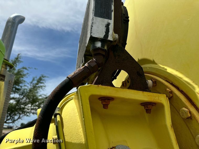 image for item NY9050 2006 Peterbilt 335  ready mix truck