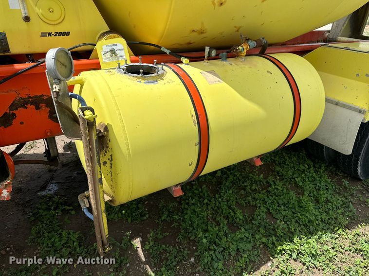 image for item NY9050 2006 Peterbilt 335  ready mix truck