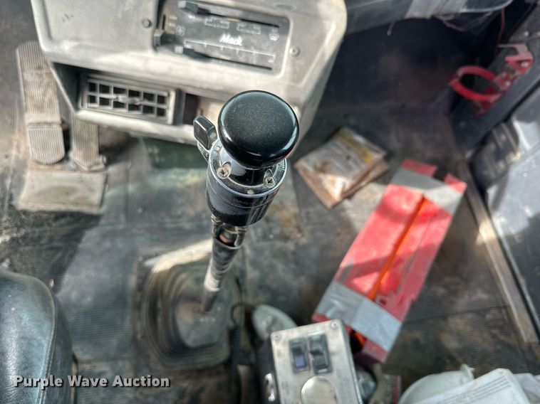 image for item NY9052 1998 Mack RD690S  ready mix truck