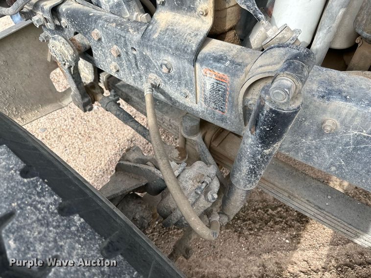 image for item NY9052 1998 Mack RD690S  ready mix truck