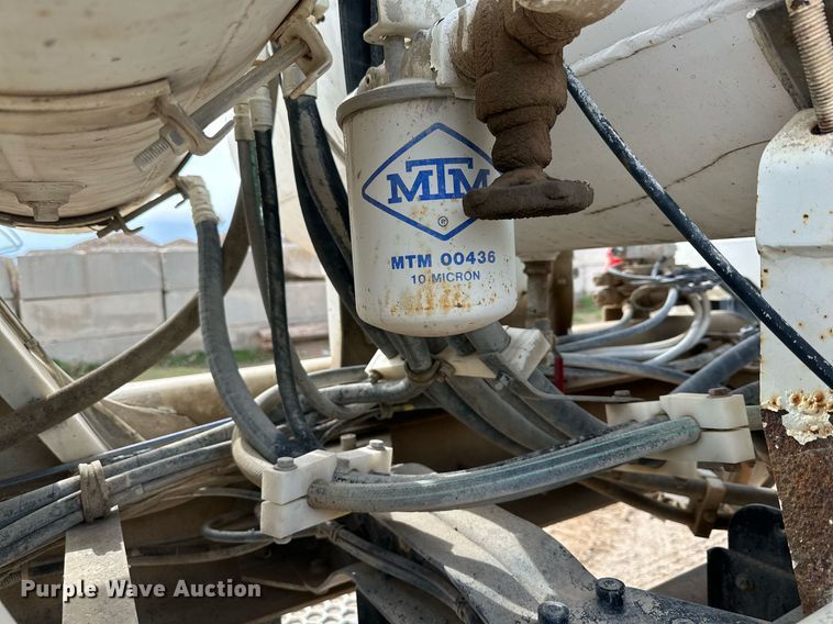 image for item NY9052 1998 Mack RD690S  ready mix truck