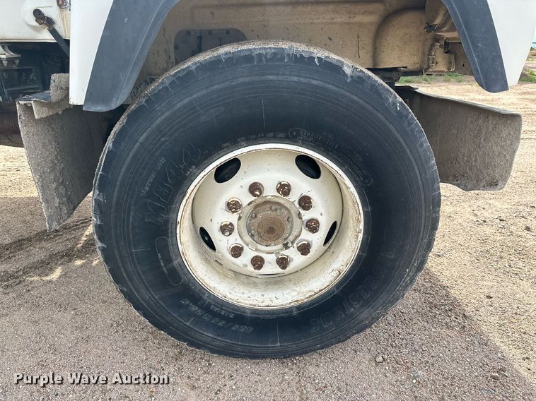 image for item NY9052 1998 Mack RD690S  ready mix truck