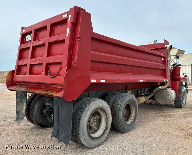 image for item NY9053 1991 Mack RB600  dump truck