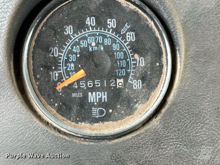 image for item NY9053 1991 Mack RB600  dump truck