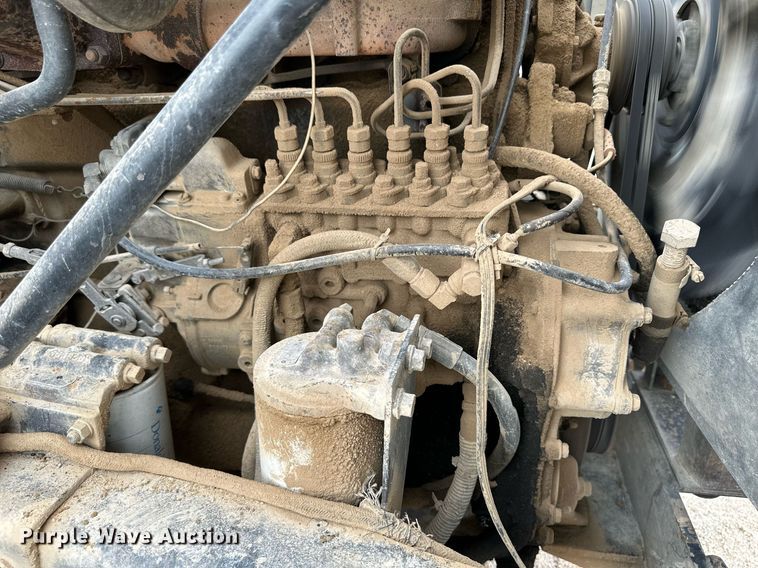 image for item NY9053 1991 Mack RB600  dump truck