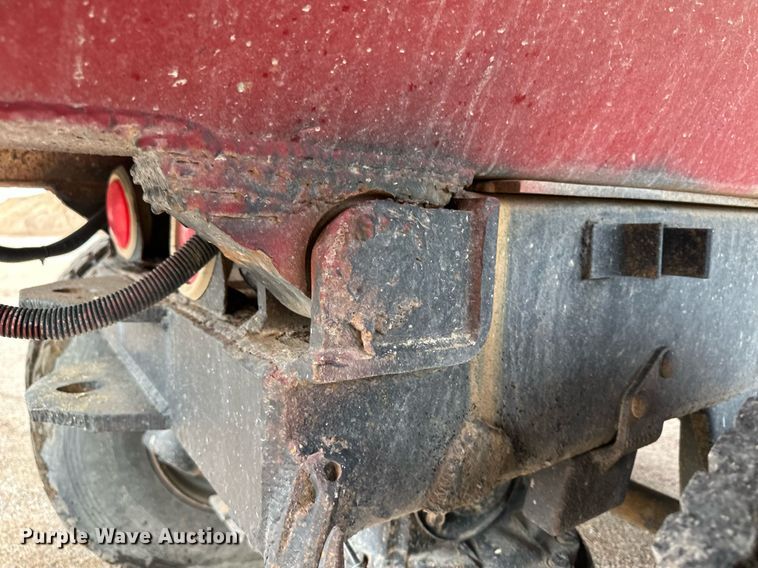 image for item NY9053 1991 Mack RB600  dump truck