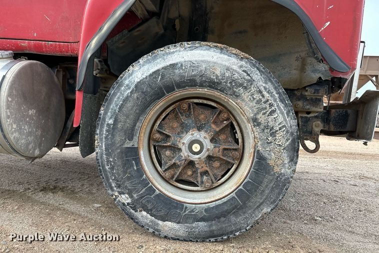 image for item NY9053 1991 Mack RB600  dump truck