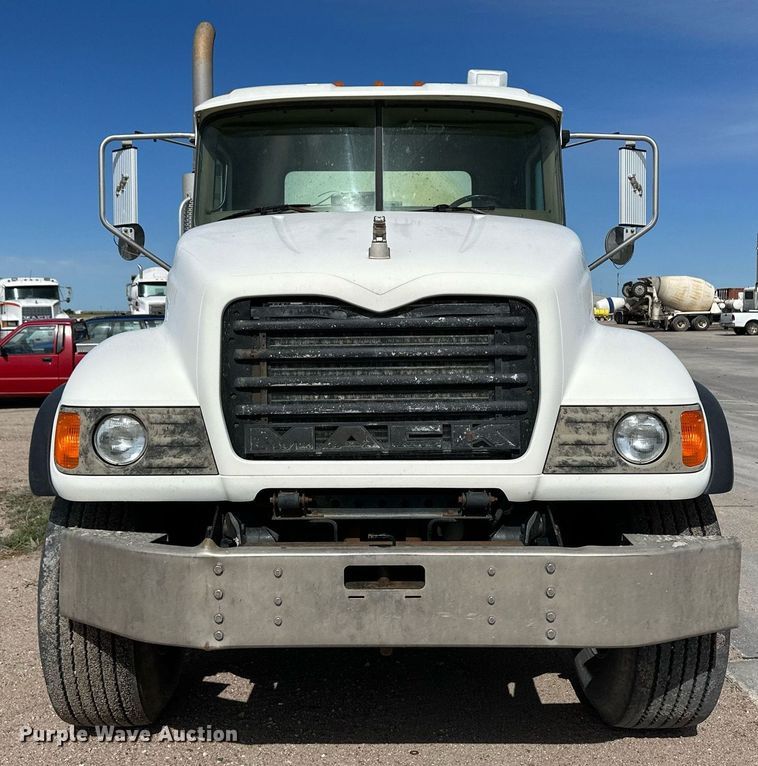 image for item NY9054 2005 Mack CV713  ready mix truck