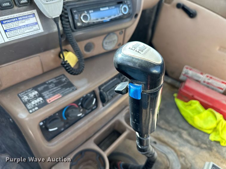 image for item NY9054 2005 Mack CV713  ready mix truck