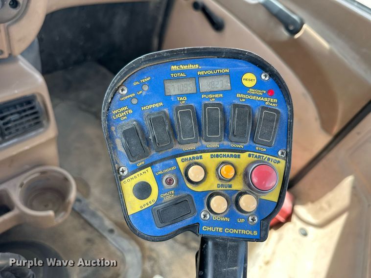 image for item NY9054 2005 Mack CV713  ready mix truck