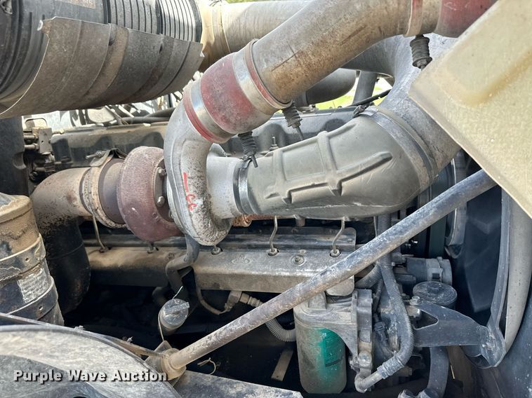 image for item NY9054 2005 Mack CV713  ready mix truck