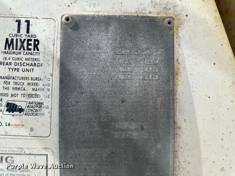 image for item NY9054 2005 Mack CV713  ready mix truck