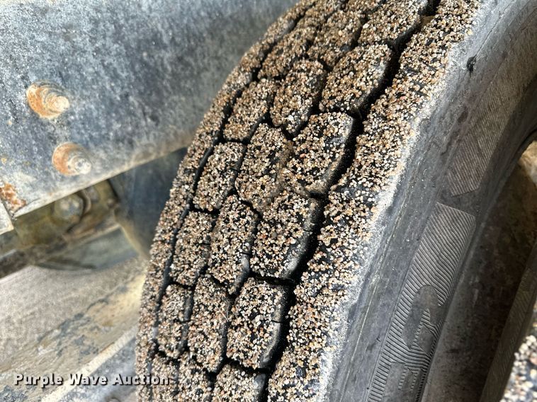 image for item NY9054 2005 Mack CV713  ready mix truck