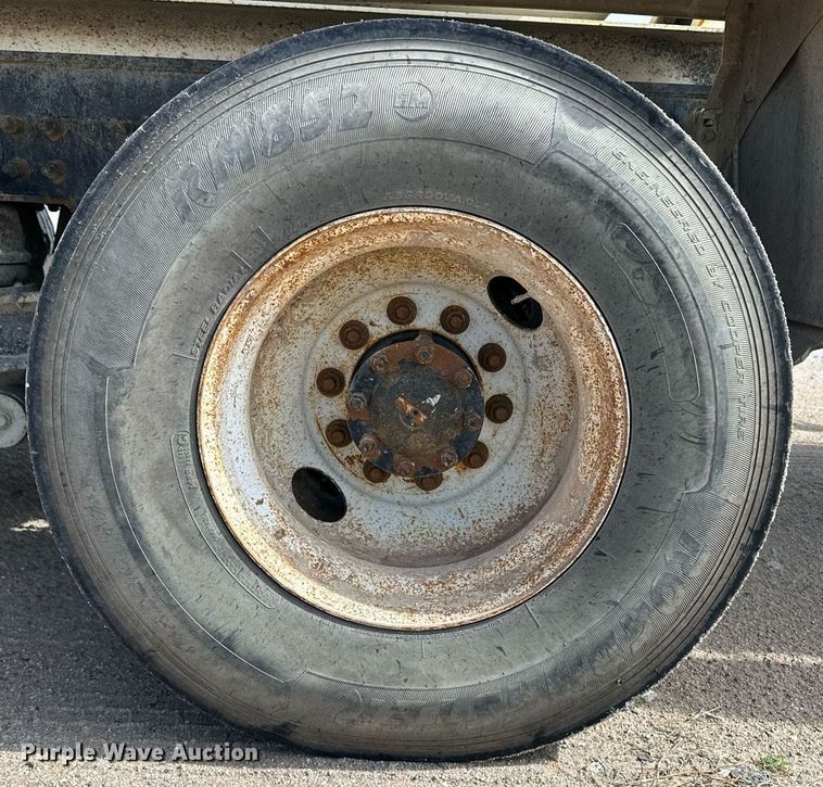 image for item NY9054 2005 Mack CV713  ready mix truck